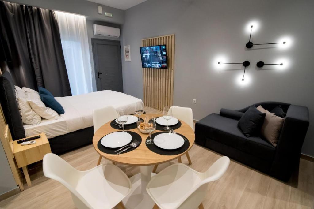 Preveza Suitestay Apartments Dodonis 28 Buitenkant foto