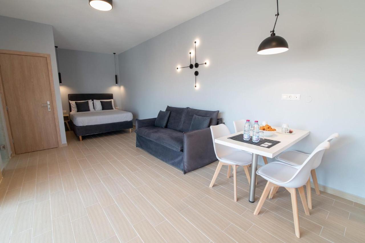 Preveza Suitestay Apartments Dodonis 28 Buitenkant foto